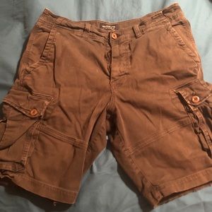 Men’s American Eagle cargo shorts